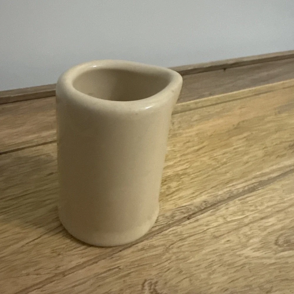 Vintage Creamer Tan 3.25